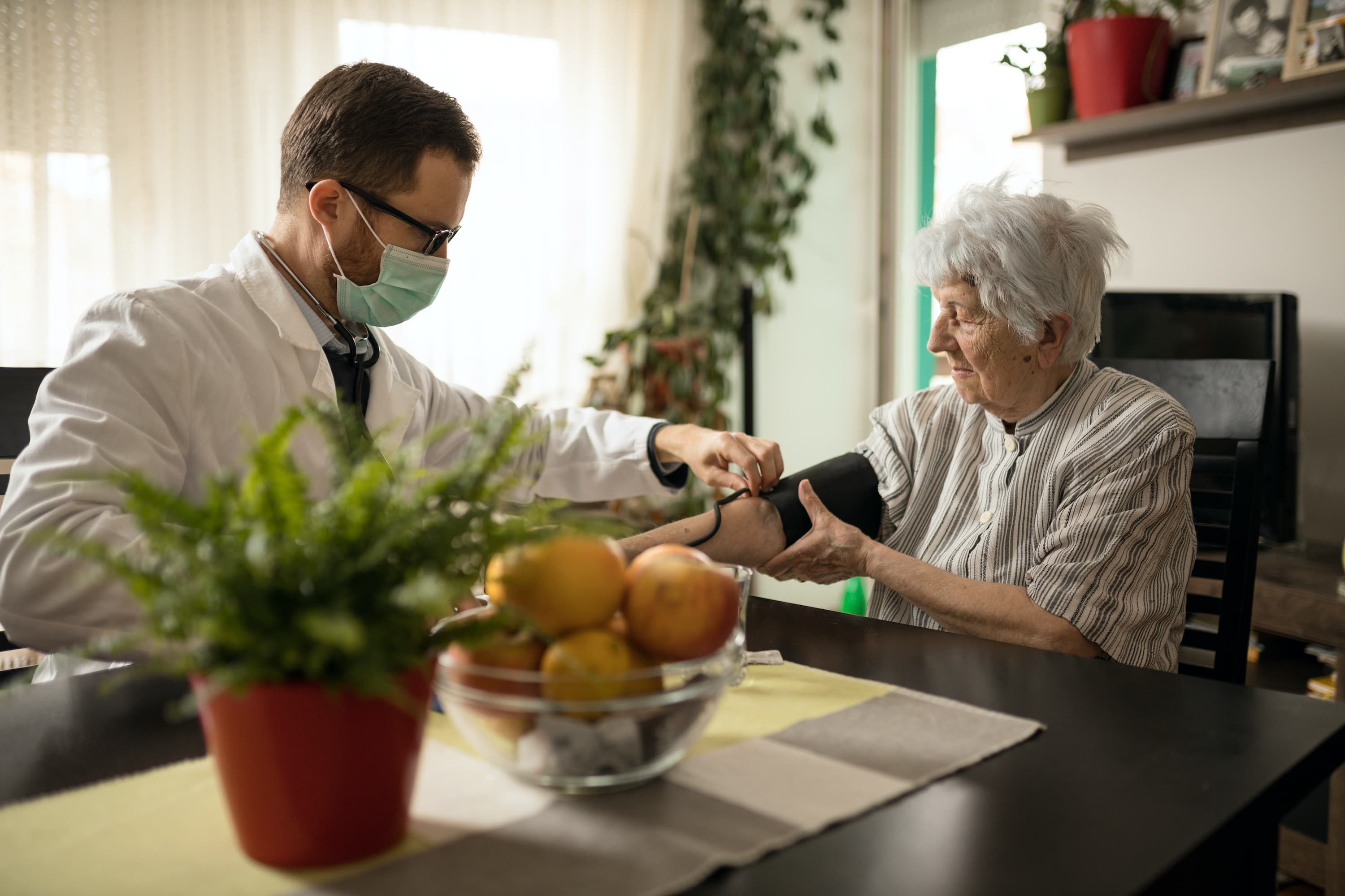 Visiting Home Nurse – Expert Skilled Nursing Care at Home